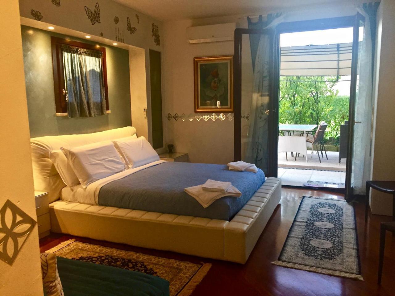 B&B Garda 4U Desenzano del Garda Exterior photo
