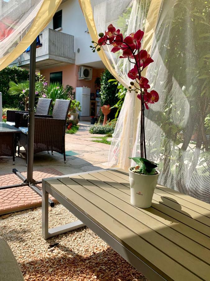 B&B Garda 4U Desenzano del Garda Exterior photo